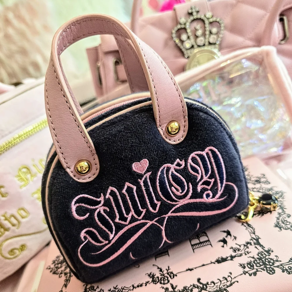 *SOLD* Vintage Juicy Couture Navy & Pink Mini Travel Case - Picture 1 of 3